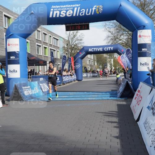 07.04.2024 - 43. Internationalen Wilhelmsburger Insellauf MichiJ http://msf.ph/oto/6043771 07.04.2024 11:19:10 Ziel 2116, 2392, 3439, 3949 meine-sportfotos.de