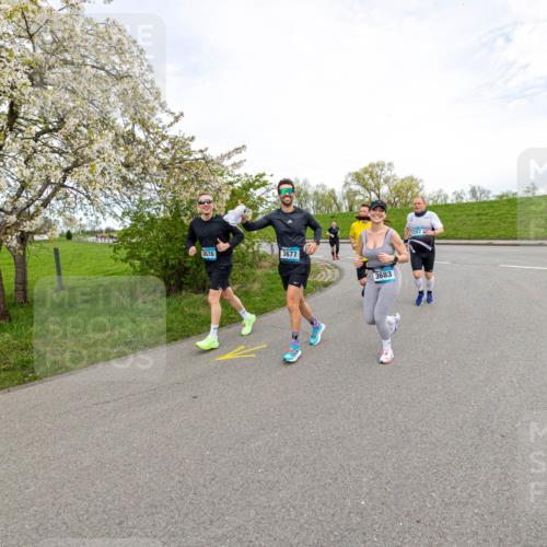 07.04.2024 - 43. Internationalen Wilhelmsburger Insellauf Michael Strokosch http://msf.ph/oto/6043779 07.04.2024 10:55:01 Laufen 3676, 3677, 3683 meine-sportfotos.de
