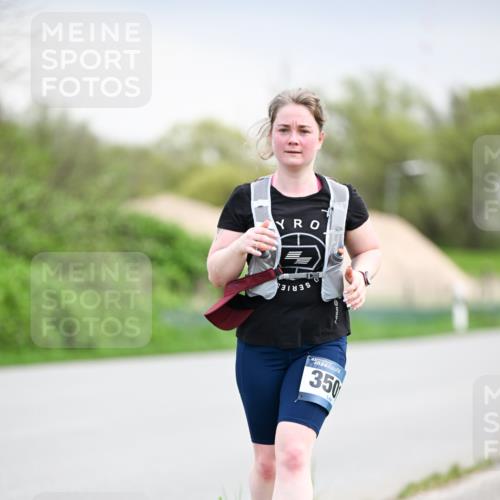 07.04.2024 - 43. Internationalen Wilhelmsburger Insellauf Dr. Thomas Lammeyer http://msf.ph/oto/6043781 07.04.2024 10:43:06 Laufen 350 meine-sportfotos.de
