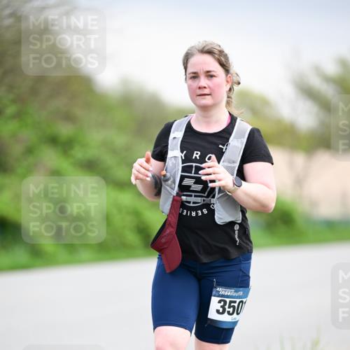 07.04.2024 - 43. Internationalen Wilhelmsburger Insellauf Dr. Thomas Lammeyer http://msf.ph/oto/6043801 07.04.2024 10:43:07 Laufen 350 meine-sportfotos.de