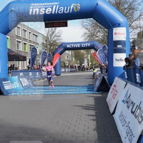 07.04.2024 - 43. Internationalen Wilhelmsburger Insellauf MichiJ http://msf.ph/oto/6043816 07.04.2024 11:20:03 Ziel 2020, 2124 meine-sportfotos.de