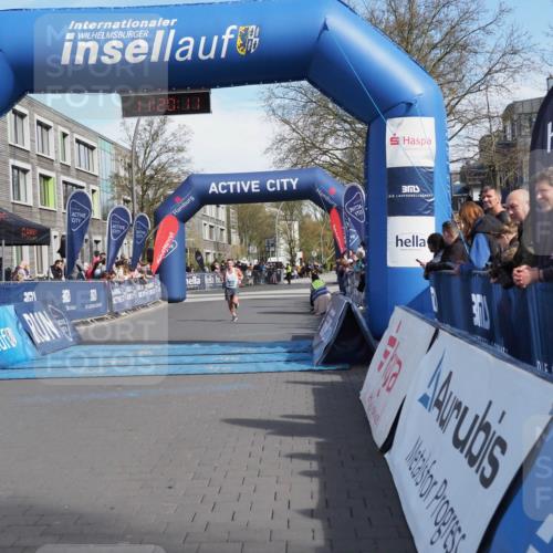 07.04.2024 - 43. Internationalen Wilhelmsburger Insellauf MichiJ http://msf.ph/oto/6043822 07.04.2024 11:20:10 Ziel 2124 meine-sportfotos.de