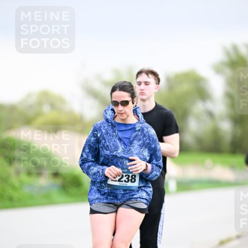 07.04.2024 - 43. Internationalen Wilhelmsburger Insellauf Dr. Thomas Lammeyer http://msf.ph/oto/6043831 07.04.2024 10:43:11 Laufen 238 meine-sportfotos.de