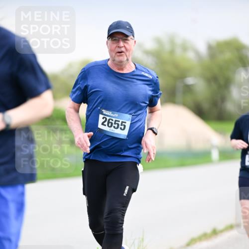 07.04.2024 - 43. Internationalen Wilhelmsburger Insellauf Dr. Thomas Lammeyer http://msf.ph/oto/6043971 07.04.2024 10:43:28 Laufen 2655 meine-sportfotos.de