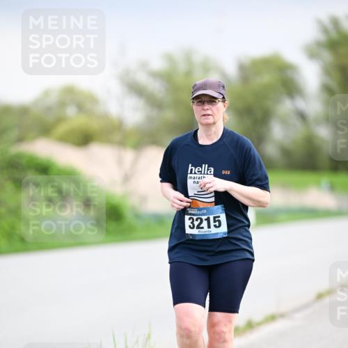 07.04.2024 - 43. Internationalen Wilhelmsburger Insellauf Dr. Thomas Lammeyer http://msf.ph/oto/6043990 07.04.2024 10:43:30 Laufen 3215 meine-sportfotos.de