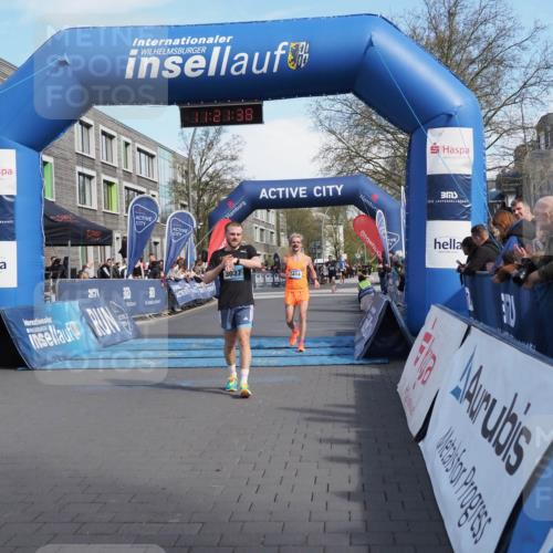 07.04.2024 - 43. Internationalen Wilhelmsburger Insellauf MichiJ http://msf.ph/oto/6044012 07.04.2024 11:21:37 Ziel 2499, 3037, 3858, 4414 meine-sportfotos.de
