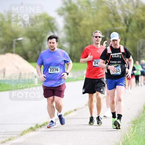 07.04.2024 - 43. Internationalen Wilhelmsburger Insellauf Dr. Thomas Lammeyer http://msf.ph/oto/6044047 07.04.2024 10:43:53 Laufen 2276, 24, 33 meine-sportfotos.de