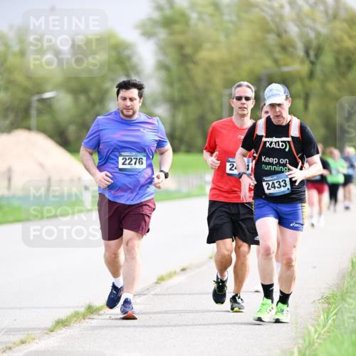07.04.2024 - 43. Internationalen Wilhelmsburger Insellauf Dr. Thomas Lammeyer http://msf.ph/oto/6044054 07.04.2024 10:43:53 Laufen 2276, 24, 2433 meine-sportfotos.de