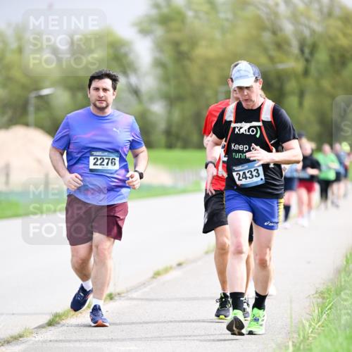 07.04.2024 - 43. Internationalen Wilhelmsburger Insellauf Dr. Thomas Lammeyer http://msf.ph/oto/6044073 07.04.2024 10:43:54 Laufen 2276, 2433 meine-sportfotos.de