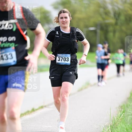 07.04.2024 - 43. Internationalen Wilhelmsburger Insellauf Dr. Thomas Lammeyer http://msf.ph/oto/6044129 07.04.2024 10:43:57 Laufen 433, 3703 meine-sportfotos.de