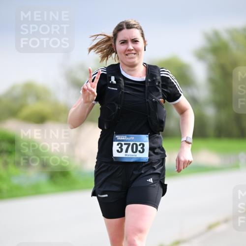 07.04.2024 - 43. Internationalen Wilhelmsburger Insellauf Dr. Thomas Lammeyer http://msf.ph/oto/6044162 07.04.2024 10:43:59 Laufen 3703 meine-sportfotos.de