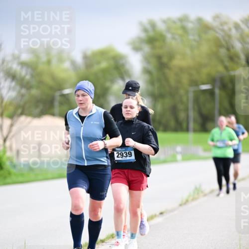 07.04.2024 - 43. Internationalen Wilhelmsburger Insellauf Dr. Thomas Lammeyer http://msf.ph/oto/6044174 07.04.2024 10:44:07 Laufen 2939 meine-sportfotos.de