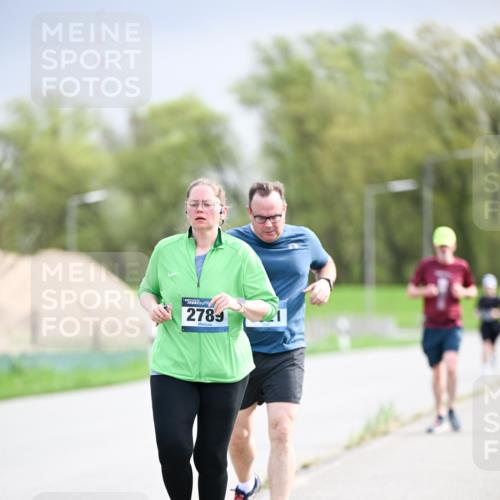 07.04.2024 - 43. Internationalen Wilhelmsburger Insellauf Dr. Thomas Lammeyer http://msf.ph/oto/6044196 07.04.2024 10:44:16 Laufen 2789 meine-sportfotos.de