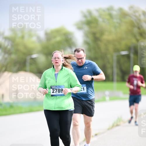 07.04.2024 - 43. Internationalen Wilhelmsburger Insellauf Dr. Thomas Lammeyer http://msf.ph/oto/6044202 07.04.2024 10:44:16 Laufen 2789 meine-sportfotos.de