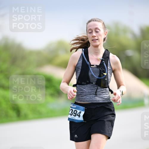 07.04.2024 - 43. Internationalen Wilhelmsburger Insellauf Dr. Thomas Lammeyer http://msf.ph/oto/6044371 07.04.2024 10:44:33 Laufen 394 meine-sportfotos.de