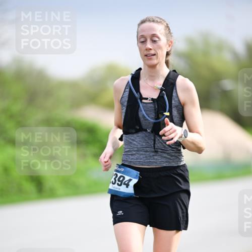 07.04.2024 - 43. Internationalen Wilhelmsburger Insellauf Dr. Thomas Lammeyer http://msf.ph/oto/6044374 07.04.2024 10:44:33 Laufen 394 meine-sportfotos.de