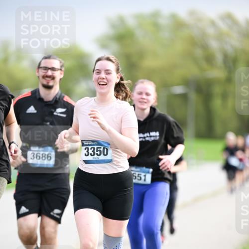 07.04.2024 - 43. Internationalen Wilhelmsburger Insellauf Dr. Thomas Lammeyer http://msf.ph/oto/6044456 07.04.2024 10:44:42 Laufen 3686, 3350, 651 meine-sportfotos.de