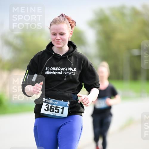 07.04.2024 - 43. Internationalen Wilhelmsburger Insellauf Dr. Thomas Lammeyer http://msf.ph/oto/6044499 07.04.2024 10:44:45 Laufen 6, 3, 3651 meine-sportfotos.de