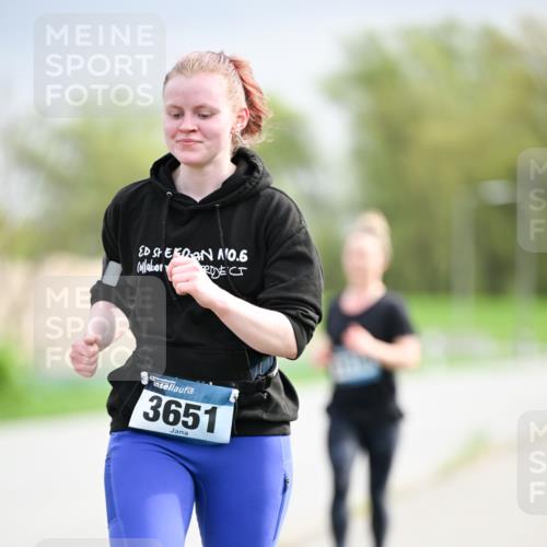 07.04.2024 - 43. Internationalen Wilhelmsburger Insellauf Dr. Thomas Lammeyer http://msf.ph/oto/6044502 07.04.2024 10:44:45 Laufen 6, 3651 meine-sportfotos.de