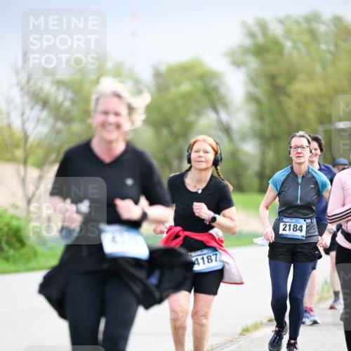 07.04.2024 - 43. Internationalen Wilhelmsburger Insellauf Dr. Thomas Lammeyer http://msf.ph/oto/6044597 07.04.2024 10:45:01 Laufen 4187, 2184 meine-sportfotos.de