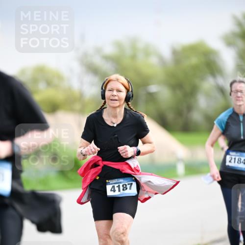 07.04.2024 - 43. Internationalen Wilhelmsburger Insellauf Dr. Thomas Lammeyer http://msf.ph/oto/6044609 07.04.2024 10:45:03 Laufen 4187, 2184 meine-sportfotos.de