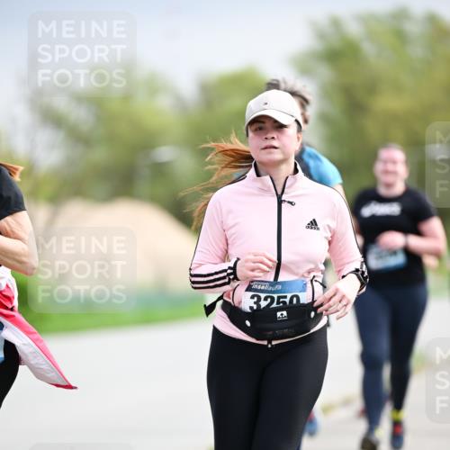 07.04.2024 - 43. Internationalen Wilhelmsburger Insellauf Dr. Thomas Lammeyer http://msf.ph/oto/6044631 07.04.2024 10:45:04 Laufen 3250, 40 meine-sportfotos.de
