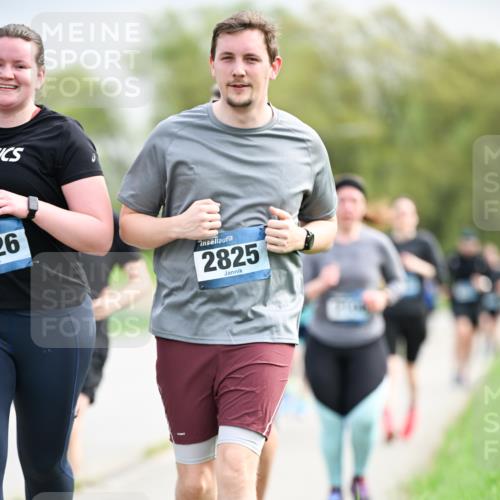 07.04.2024 - 43. Internationalen Wilhelmsburger Insellauf Dr. Thomas Lammeyer http://msf.ph/oto/6044684 07.04.2024 10:45:08 Laufen 26, 2825 meine-sportfotos.de