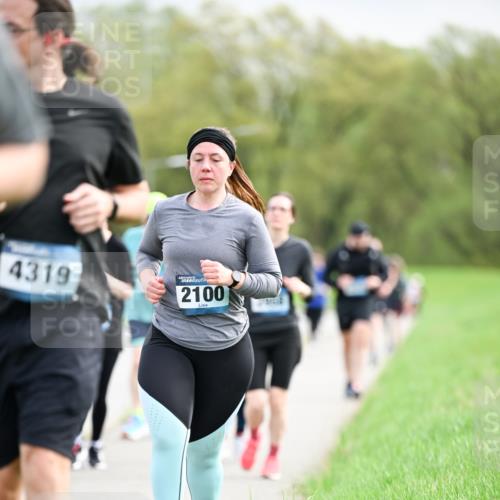 07.04.2024 - 43. Internationalen Wilhelmsburger Insellauf Dr. Thomas Lammeyer http://msf.ph/oto/6044706 07.04.2024 10:45:10 Laufen 4319, 2100 meine-sportfotos.de