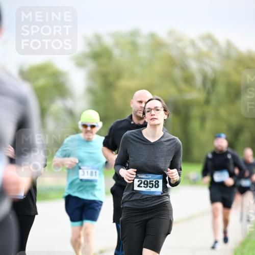 07.04.2024 - 43. Internationalen Wilhelmsburger Insellauf Dr. Thomas Lammeyer http://msf.ph/oto/6044718 07.04.2024 10:45:13 Laufen 3181, 2958 meine-sportfotos.de