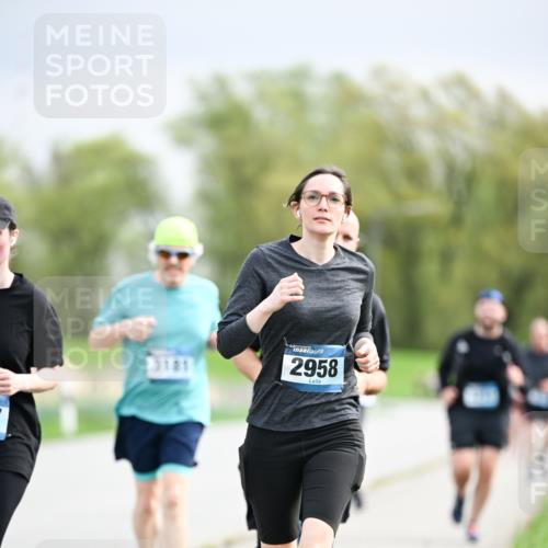 07.04.2024 - 43. Internationalen Wilhelmsburger Insellauf Dr. Thomas Lammeyer http://msf.ph/oto/6044728 07.04.2024 10:45:14 Laufen 3181, 2958 meine-sportfotos.de