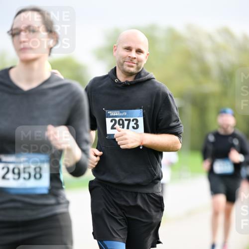 07.04.2024 - 43. Internationalen Wilhelmsburger Insellauf Dr. Thomas Lammeyer http://msf.ph/oto/6044750 07.04.2024 10:45:16 Laufen 2958, 2973 meine-sportfotos.de