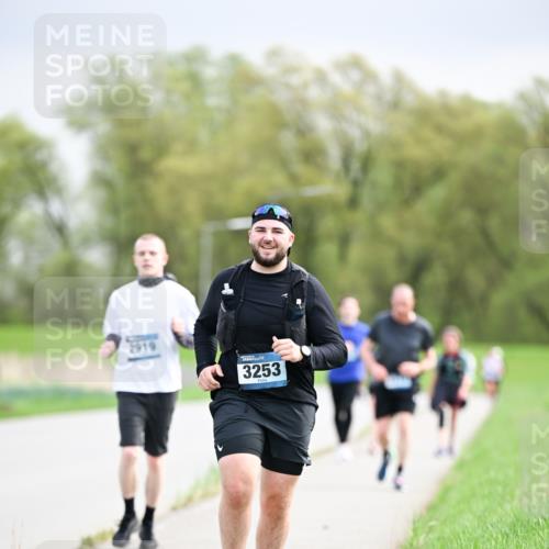 07.04.2024 - 43. Internationalen Wilhelmsburger Insellauf Dr. Thomas Lammeyer http://msf.ph/oto/6044764 07.04.2024 10:45:19 Laufen 291, 3253 meine-sportfotos.de