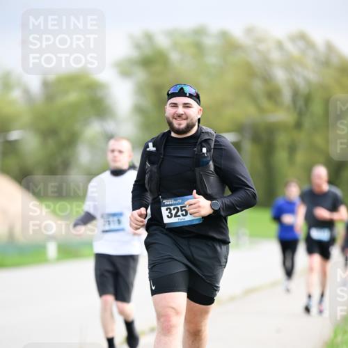 07.04.2024 - 43. Internationalen Wilhelmsburger Insellauf Dr. Thomas Lammeyer http://msf.ph/oto/6044800 07.04.2024 10:45:20 Laufen 325 meine-sportfotos.de