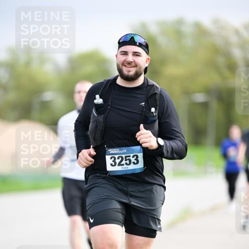 07.04.2024 - 43. Internationalen Wilhelmsburger Insellauf Dr. Thomas Lammeyer http://msf.ph/oto/6044833 07.04.2024 10:45:22 Laufen 3253 meine-sportfotos.de