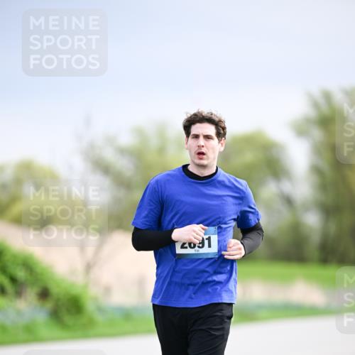 07.04.2024 - 43. Internationalen Wilhelmsburger Insellauf Dr. Thomas Lammeyer http://msf.ph/oto/6044917 07.04.2024 10:45:35 Laufen  meine-sportfotos.de