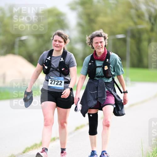 07.04.2024 - 43. Internationalen Wilhelmsburger Insellauf Dr. Thomas Lammeyer http://msf.ph/oto/6044927 07.04.2024 10:45:46 Laufen 2722 meine-sportfotos.de