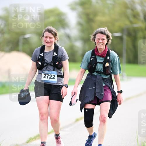07.04.2024 - 43. Internationalen Wilhelmsburger Insellauf Dr. Thomas Lammeyer http://msf.ph/oto/6044931 07.04.2024 10:45:46 Laufen 2722 meine-sportfotos.de