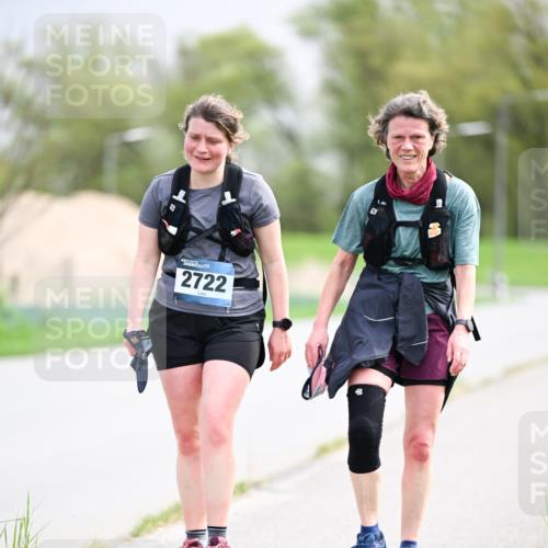 07.04.2024 - 43. Internationalen Wilhelmsburger Insellauf Dr. Thomas Lammeyer http://msf.ph/oto/6044933 07.04.2024 10:45:46 Laufen 2722 meine-sportfotos.de