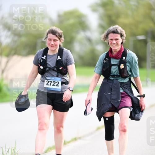 07.04.2024 - 43. Internationalen Wilhelmsburger Insellauf Dr. Thomas Lammeyer http://msf.ph/oto/6044941 07.04.2024 10:45:47 Laufen 2722 meine-sportfotos.de