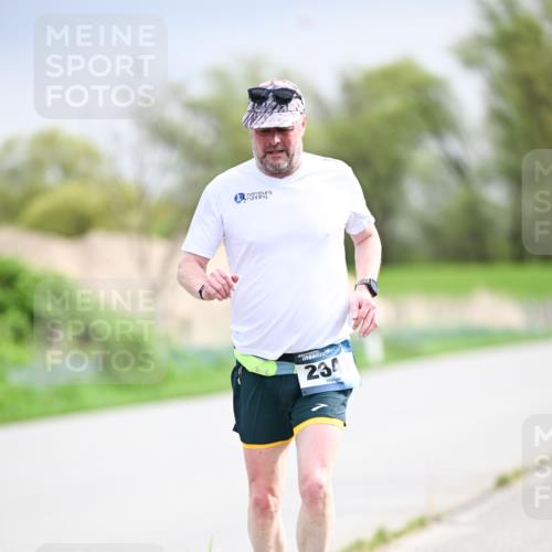 07.04.2024 - 43. Internationalen Wilhelmsburger Insellauf Dr. Thomas Lammeyer http://msf.ph/oto/6044953 07.04.2024 10:46:10 Laufen 234 meine-sportfotos.de