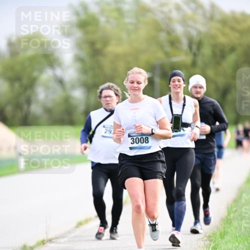 07.04.2024 - 43. Internationalen Wilhelmsburger Insellauf Dr. Thomas Lammeyer http://msf.ph/oto/6044963 07.04.2024 10:46:13 Laufen 293, 3008 meine-sportfotos.de