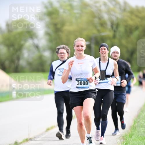 07.04.2024 - 43. Internationalen Wilhelmsburger Insellauf Dr. Thomas Lammeyer http://msf.ph/oto/6044965 07.04.2024 10:46:13 Laufen 29, 3008 meine-sportfotos.de