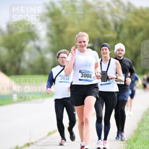 07.04.2024 - 43. Internationalen Wilhelmsburger Insellauf Dr. Thomas Lammeyer http://msf.ph/oto/6044967 07.04.2024 10:46:13 Laufen 2938, 3008 meine-sportfotos.de