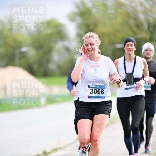 07.04.2024 - 43. Internationalen Wilhelmsburger Insellauf Dr. Thomas Lammeyer http://msf.ph/oto/6044983 07.04.2024 10:46:14 Laufen 3008 meine-sportfotos.de