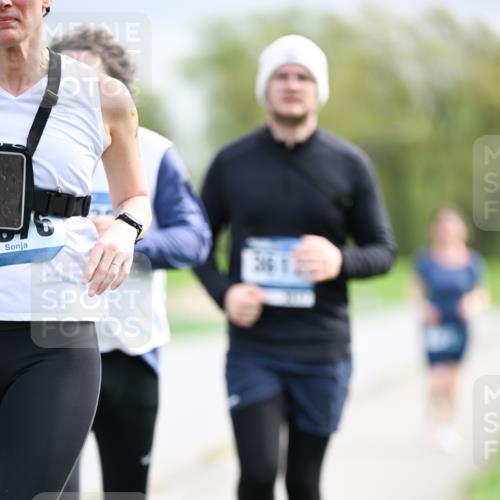 07.04.2024 - 43. Internationalen Wilhelmsburger Insellauf Dr. Thomas Lammeyer http://msf.ph/oto/6045026 07.04.2024 10:46:18 Laufen  meine-sportfotos.de