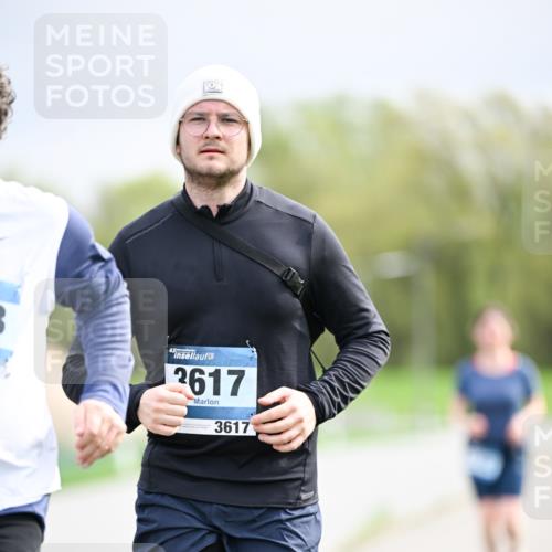 07.04.2024 - 43. Internationalen Wilhelmsburger Insellauf Dr. Thomas Lammeyer http://msf.ph/oto/6045032 07.04.2024 10:46:19 Laufen 3617, 3617 meine-sportfotos.de