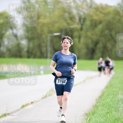 07.04.2024 - 43. Internationalen Wilhelmsburger Insellauf Dr. Thomas Lammeyer http://msf.ph/oto/6045037 07.04.2024 10:46:22 Laufen 3702 meine-sportfotos.de