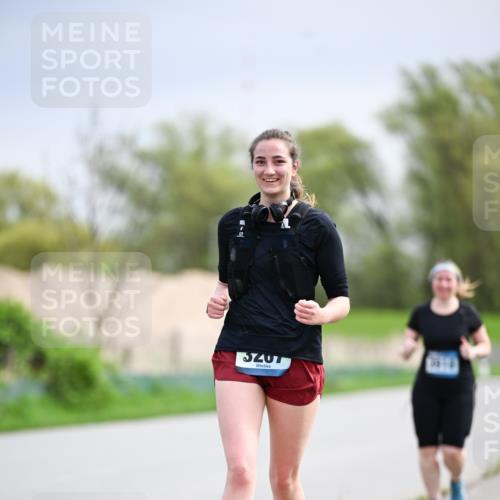 07.04.2024 - 43. Internationalen Wilhelmsburger Insellauf Dr. Thomas Lammeyer http://msf.ph/oto/6045091 07.04.2024 10:46:54 Laufen 3207 meine-sportfotos.de