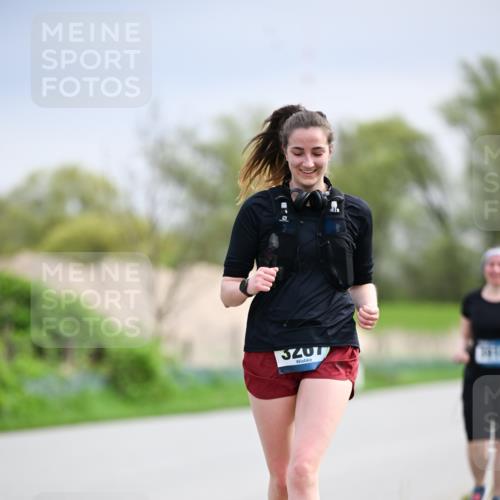 07.04.2024 - 43. Internationalen Wilhelmsburger Insellauf Dr. Thomas Lammeyer http://msf.ph/oto/6045097 07.04.2024 10:46:55 Laufen 3207 meine-sportfotos.de