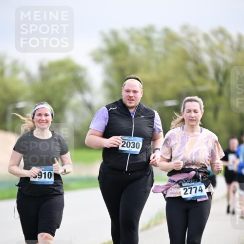 07.04.2024 - 43. Internationalen Wilhelmsburger Insellauf Dr. Thomas Lammeyer http://msf.ph/oto/6045125 07.04.2024 10:46:58 Laufen 910, 2030, 2774 meine-sportfotos.de